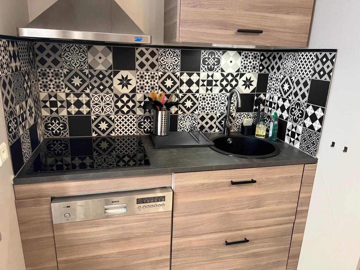 Bel Appartement 2 Chambres Au Coeur Du Village Eyragues المظهر الخارجي الصورة